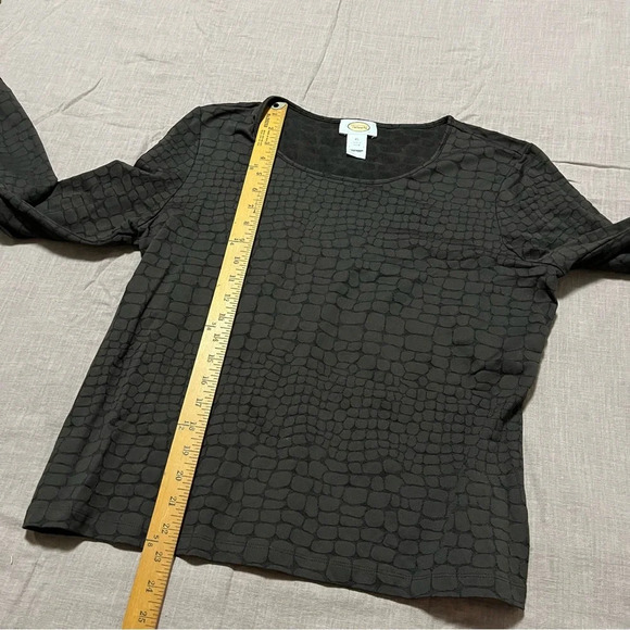 TALBOTS Size XL Crocodile Jacquard Stretch Scoop Neck Long Sleeve Black Animal - Picture 3 of 6
